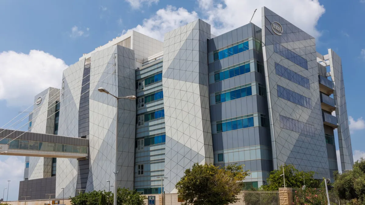 Deadly Intel Fab 28 explosion causes two-week shutdown, to cost $600 million and severely disrupt server chip manufacturing for six months — 10nm Xeon shipments stall during largest shortage in memory