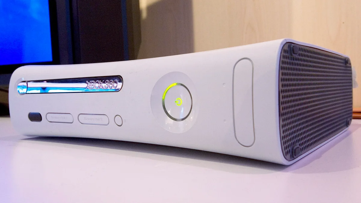 Modder finishes nine-year Xbox 360 voltage glitch mod with a $4 microcontroller, cracks the console open
