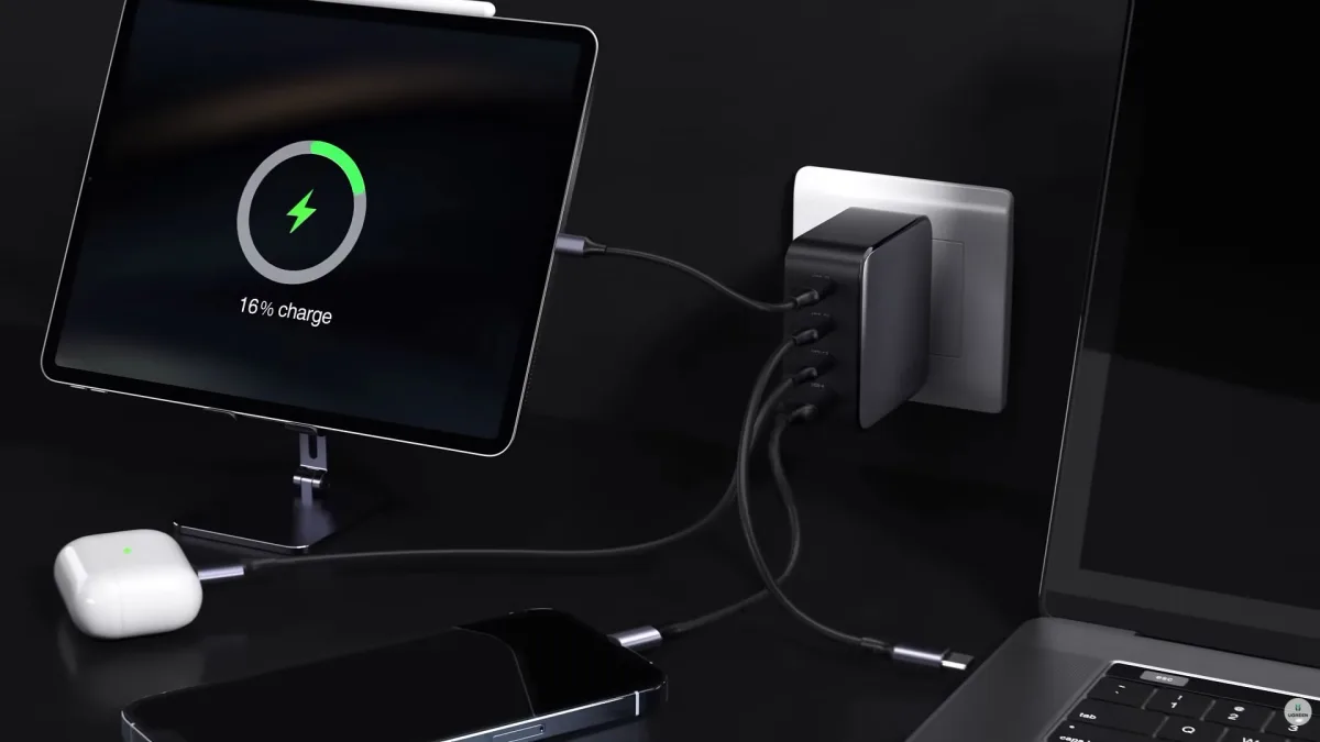 Ugreen’s 100W 4-port GaN charger drops 27% today
